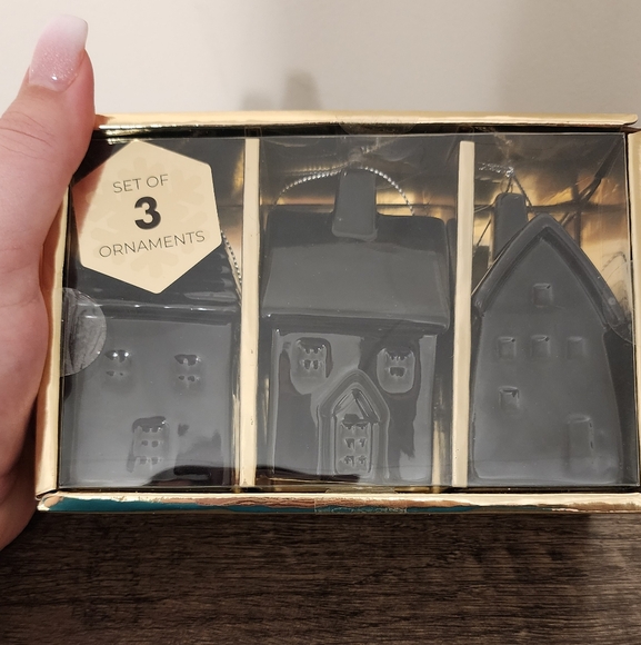 "NEW" Set of 3 Black House Ornaments - Picture 1 of 2